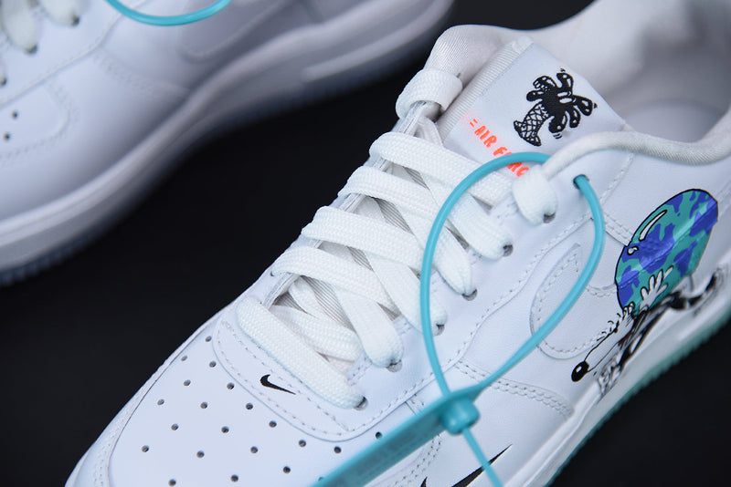 Nike Air Force 1 Earth Day Pack